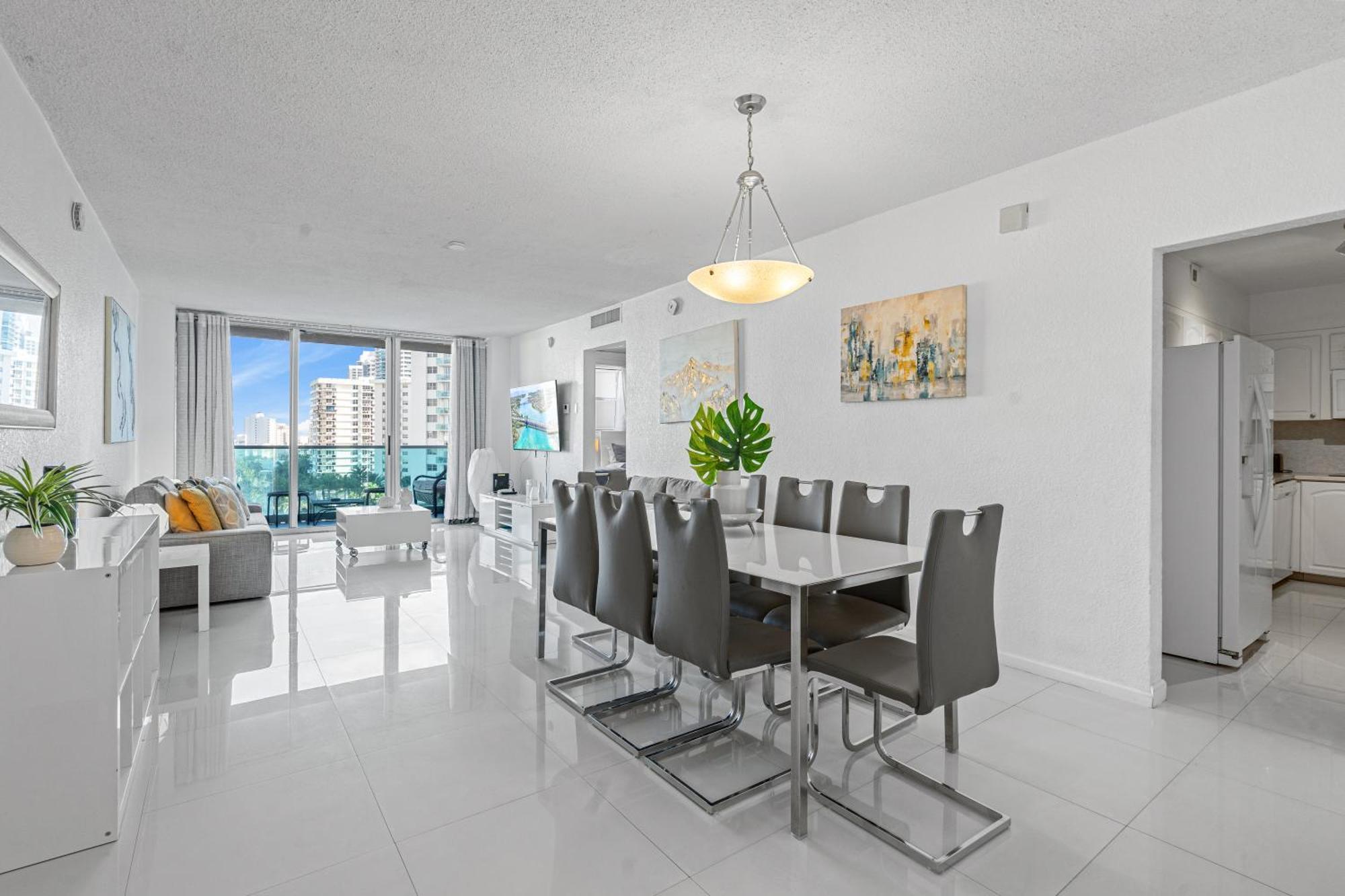 Great Apartment With Beach Access Hollywood Kültér fotó
